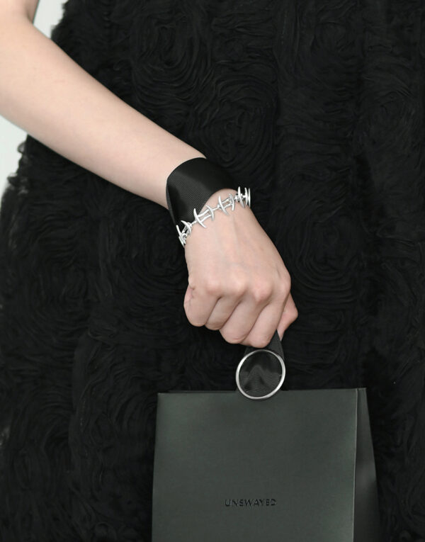 fang bracelet 02 - 画像 (4)