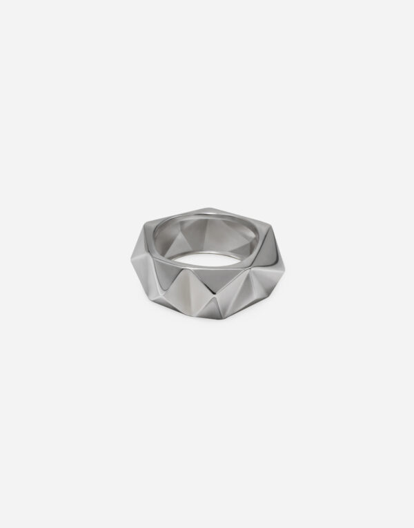 studs ring 01